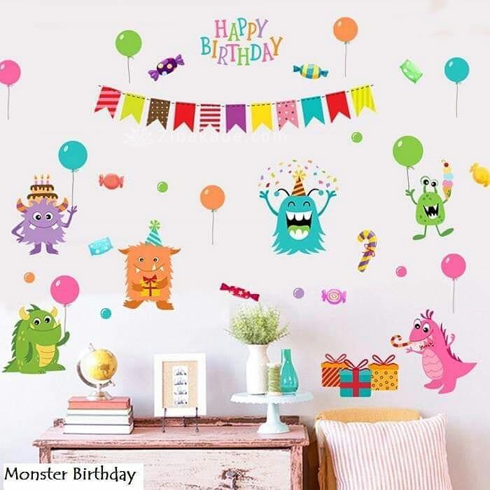 تم تولد هیولاها - Monsters